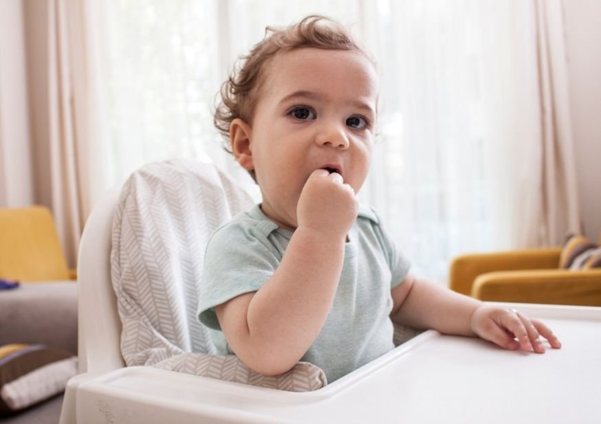 Bebeklerin Dişleri Nasıl Temizlenir